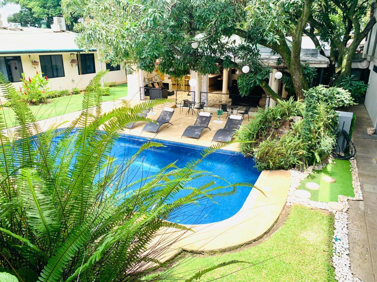 Hotel Mango Airport Río Segundo Exteriér fotografie